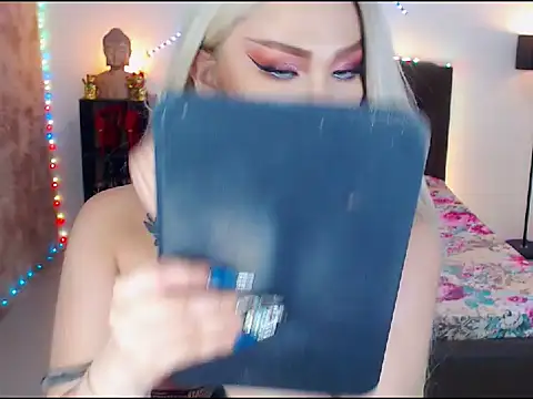 PlayfullOliviaTS online show from February 3, 2026, 8:47 pm