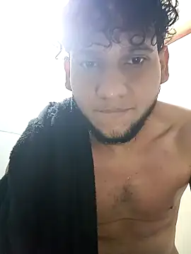 prototipoA45 online show from December 22, 2025, 3:20 pm