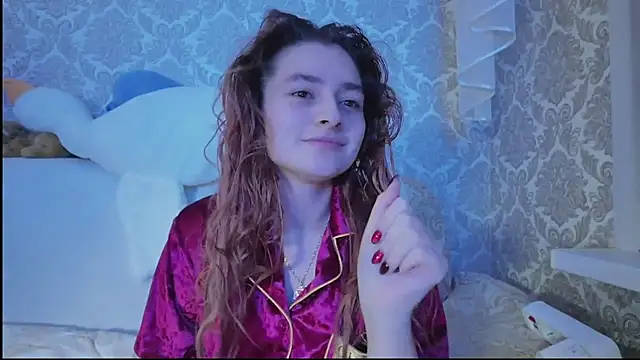 SweetLiaison online show from November 23, 2025, 7:02 pm