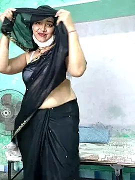 Snapshot of Piya_Bakshi chatting on May 7, 2026, 6:19 am Piya Bakshi online show from May 7, 2026, 6:19 am
