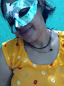 Snapshot of Piya_Bakshi chatting on May 11, 2026, 12:22 pm Piya Bakshi online show from May 11, 2026, 12:22 pm