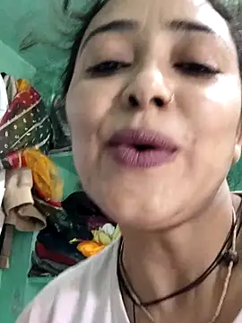 Snapshot of Piya_Bakshi chatting on May 31, 2026, 7:15 am Piya Bakshi online show from May 31, 2026, 7:15 am
