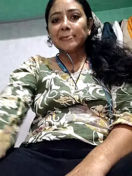Snapshot of Piya_Bakshi chatting on June 8, 2026, 12:49 pm Piya Bakshi online show from June 8, 2026, 12:49 pm