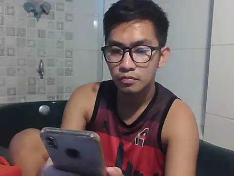 Snapshot of denzkylexx chatting on July 8, 2026, 4:50 am denzkylexx online show from July 8, 2026, 4:50 am