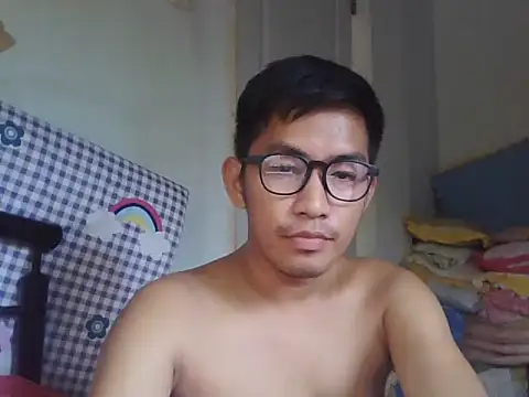 Snapshot of denzkylexx chatting on July 9, 2026, 5:33 am denzkylexx online show from July 9, 2026, 5:33 am