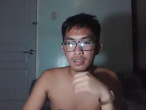 Snapshot of denzkylexx chatting on July 10, 2026, 8:07 am denzkylexx online show from July 10, 2026, 8:07 am