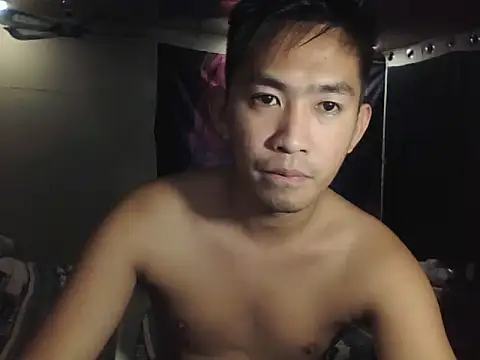 Snapshot of denzkylexx chatting on July 16, 2026, 11:05 am denzkylexx online show from July 16, 2026, 11:05 am