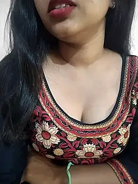 Snapshot of Sexy_Divya__ chatting on May 12, 2026, 6:32 am Sexy Divya online show from May 12, 2026, 6:32 am