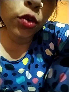 Snapshot of Sexy_Divya__ chatting on June 2, 2026, 6:32 pm Sexy Divya online show from June 2, 2026, 6:32 pm
