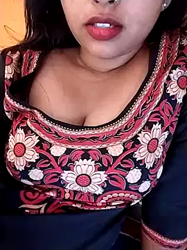 Snapshot of Sexy_Divya__ chatting on June 5, 2026, 6:52 am Sexy Divya online show from June 5, 2026, 6:52 am