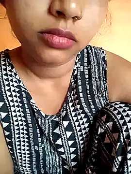 Snapshot of Sexy_Divya__ chatting on June 22, 2026, 1:18 am Sexy Divya online show from June 22, 2026, 1:18 am