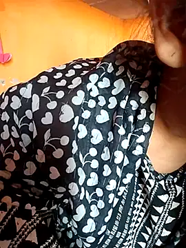 Snapshot of Sexy_Divya__ chatting on June 26, 2026, 1:32 am Sexy Divya online show from June 26, 2026, 1:32 am