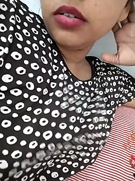 Snapshot of Sexy_Divya__ chatting on July 24, 2026, 5:38 am Sexy Divya online show from July 24, 2026, 5:38 am