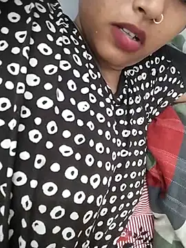 Snapshot of Sexy_Divya__ chatting on July 25, 2026, 3:48 am Sexy Divya online show from July 25, 2026, 3:48 am