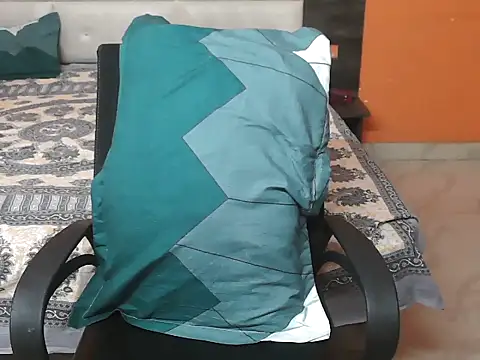 DoremonGirl online show from February 5, 2026, 4:28 am