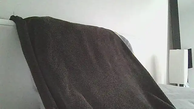 Snapshot of JAY20C16 chatting on November 25, 2025, 4:07 pm JAY20C16 online show from November 25, 2025, 4:07 pm