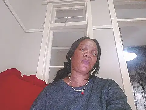 Snapshot of DustyLucy02 chatting on November 15, 2025, 7:10 pm DustyLucy02 online show from November 15, 2025, 7:10 pm