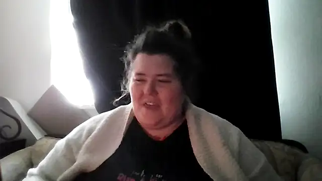 mayflower420 online show from March 21, 2026, 4:21 pm