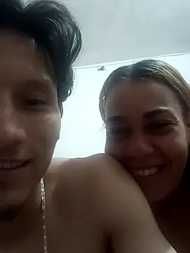 xXAndreyAndMariaXx online show from November 15, 2025, 2:46 pm