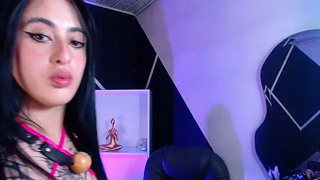 Lilith07  online show from November 19, 2025, 7:36 pm