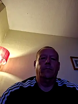 Snapshot of Tyson120 chatting on April 25, 2026, 9:23 pm Tyson120 online show from April 25, 2026, 9:23 pm