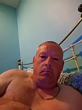 Snapshot of Tyson120 chatting on May 16, 2026, 12:18 am Tyson120 online show from May 16, 2026, 12:18 am