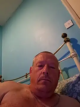 Snapshot of Tyson120 chatting on June 5, 2026, 11:21 pm Tyson120 online show from June 5, 2026, 11:21 pm