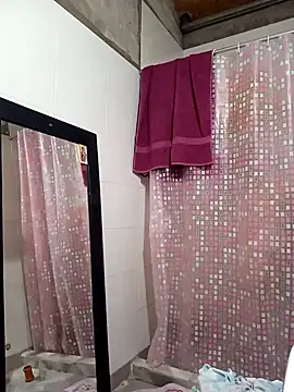 1milfemma online show from November 16, 2025, 12:05 am