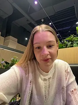 SashaCatt online show from December 20, 2025, 8:10 am