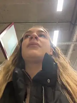 SashaCatt online show from April 10, 2026, 8:08 am