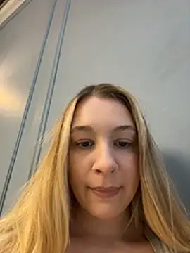 SashaCatt online show from June 30, 2026, 8:48 am