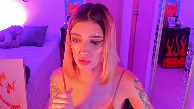 Snapshot of rotwallace chatting on February 21, 2026, 12:33 am rotwallace online show from February 21, 2026, 12:33 am