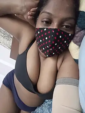 Snapshot of Nikkitha69 chatting on November 17, 2025, 4:46 pm Nikkitha69 online show from November 17, 2025, 4:46 pm