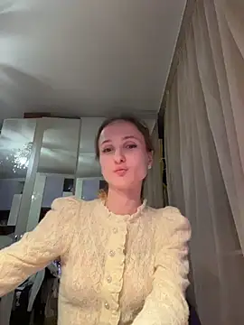 oceaneyes lilu online show from November 14, 2025, 7:34 pm