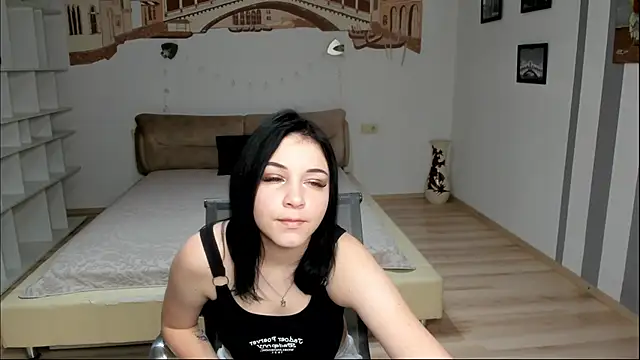 DianaOlsens online show from November 11, 2025, 1:55 pm