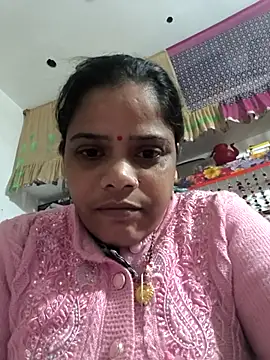 Hot suini online show from December 16, 2025, 2:55 pm