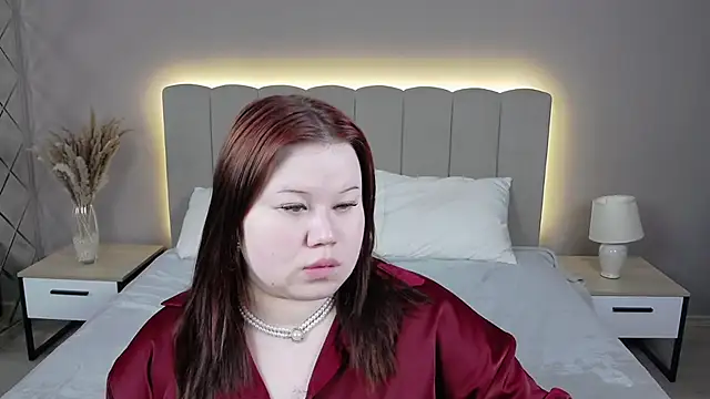 EvaNova  online show from April 18, 2026, 8:18 am