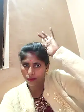 Maya mohni online show from November 12, 2025, 3:12 pm