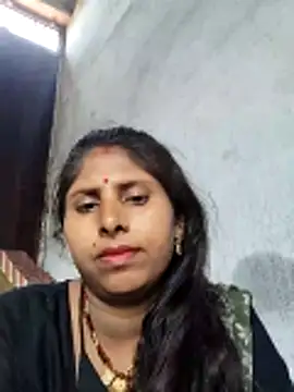 Snapshot of Maya_mohni chatting on May 7, 2026, 7:58 am Maya mohni online show from May 7, 2026, 7:58 am