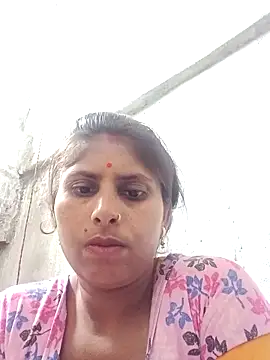 Snapshot of Maya_mohni chatting on May 23, 2026, 7:24 am Maya mohni online show from May 23, 2026, 7:24 am