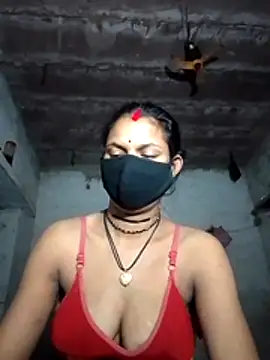 LOVE FI95 online show from November 29, 2025, 5:38 pm