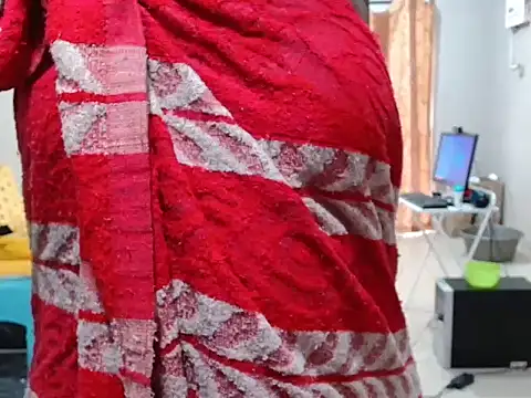 ChocoBootyxx online show from December 18, 2025, 3:18 pm