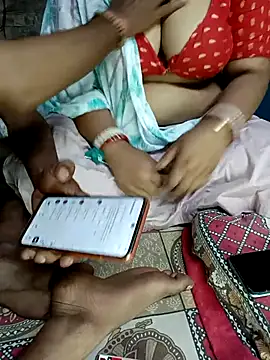 Pinkcolour online show from April 9, 2026, 6:02 pm