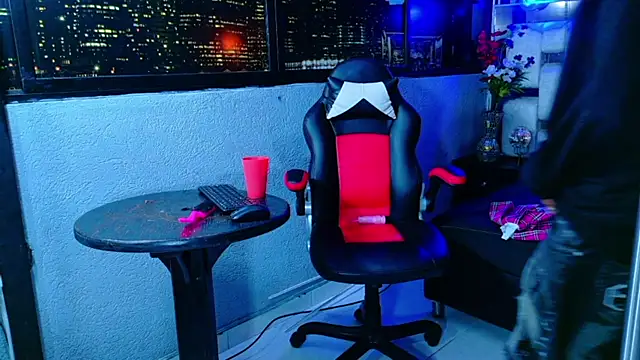 Arthur Loui online show from November 15, 2025, 10:23 am