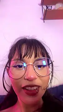 Snapshot of Tamara_Aluna_ chatting on August 5, 2026, 1:52 am Tamara Aluna online show from August 5, 2026, 1:52 am