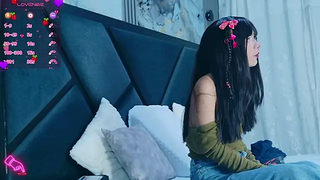 BunnySexyy18 online show from July 26, 2026, 3:14 am