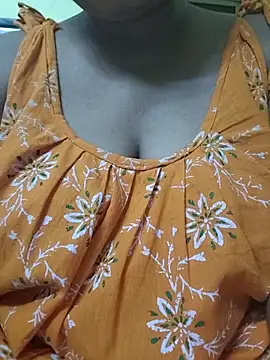 hotjuhi8 online show from November 13, 2025, 6:29 pm