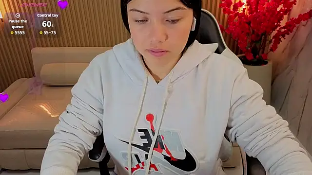 Snapshot of venus_velvet_tp chatting on March 21, 2026, 1:05 pm venus velvet tp online show from March 21, 2026, 1:05 pm