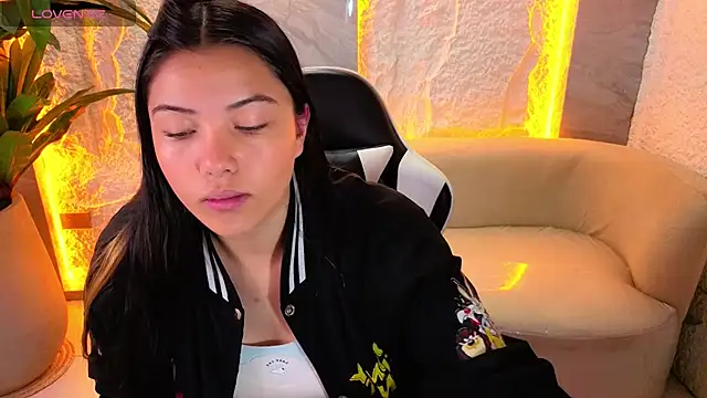 Snapshot of venus_velvet_tp chatting on March 27, 2026, 12:38 pm venus velvet tp online show from March 27, 2026, 12:38 pm