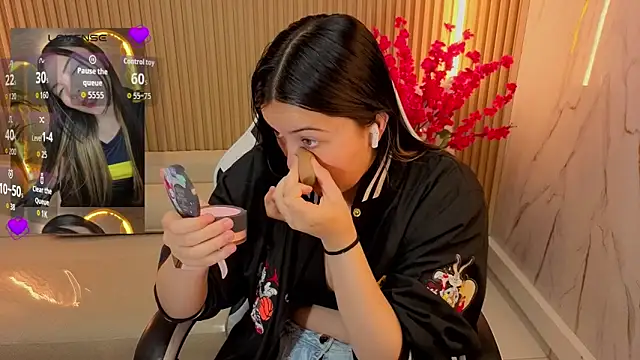 Snapshot of venus_velvet_tp chatting on April 1, 2026, 1:01 pm venus velvet tp online show from April 1, 2026, 1:01 pm